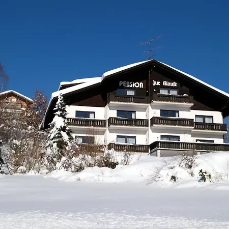 Zur Klause 3*